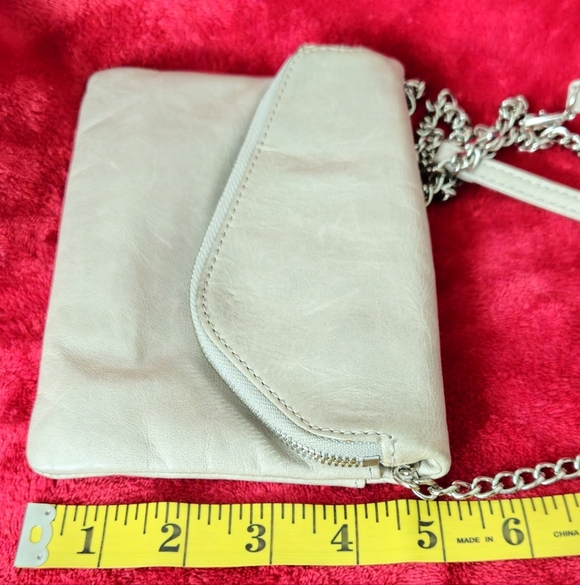 HOBO Daria Light Gray Convertible Crossbody/Clutch Bag with Chain Strap - Picture 10 of 11